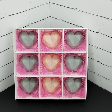 Конфеты в форме сердец